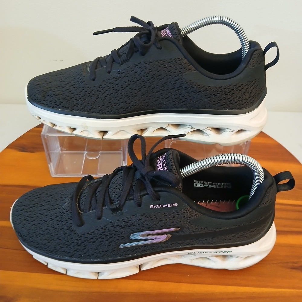 Skechers GO Run Glide-Step Womens 8.5 Black Running Shoes Sneakers 128890